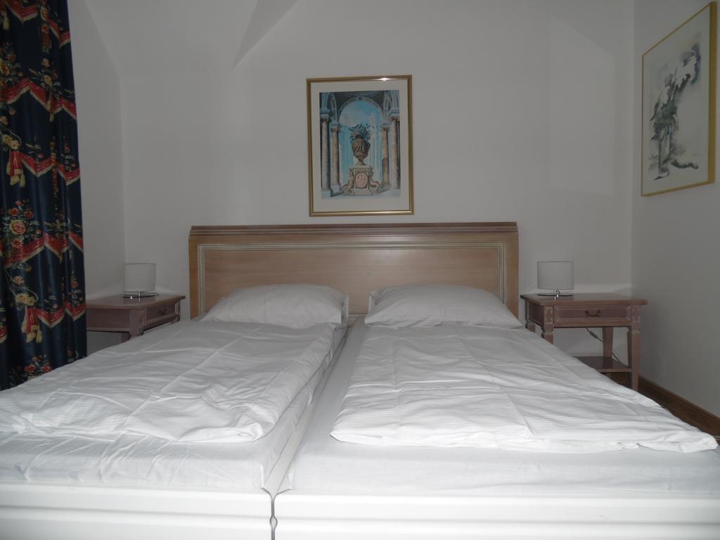 Augustenhof Bad Elster Habitación foto